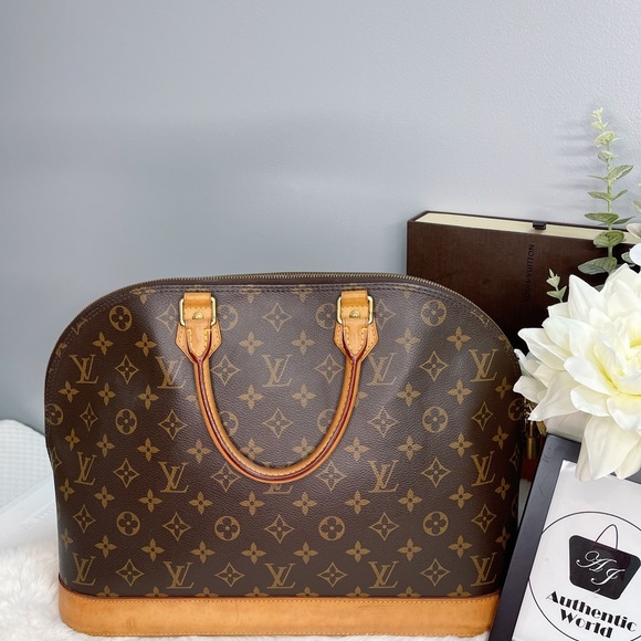 Louis Vuitton Alma Gm monogram Handbag - Picture 3 of 16